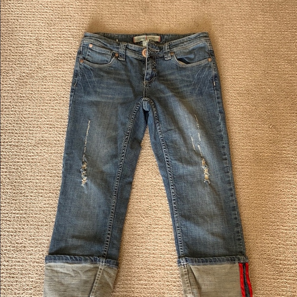 Mark Ecko Red capris jeans! Slightly destroyed👍